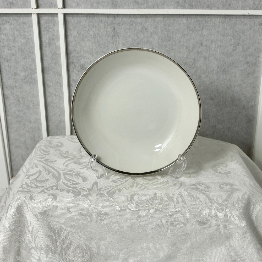 VTG Harmony House Moderne Fruit/Dessert Bowl Platinum Trim